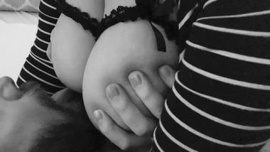 How to Treat Huge Natural Asian Tits )