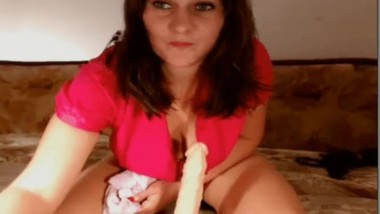 Natalya from Dnipro fucks her ass with toy and fingers.