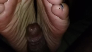 Footjob in slo mo