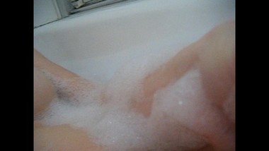 Annie Body Bath Monster Comfy Bubles