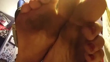 Dirty Dirty Wrinkled Milf Feet!