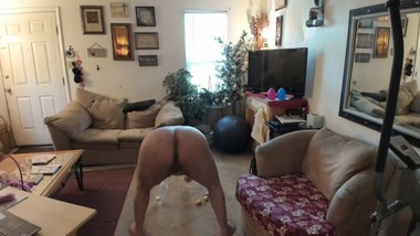 VOYEUR: Cleaning while naked