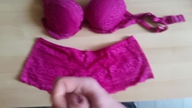 Cumming on step mom underwear