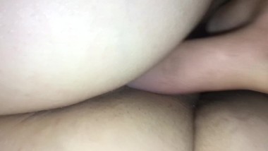 A little pussy play to wake mommy up
